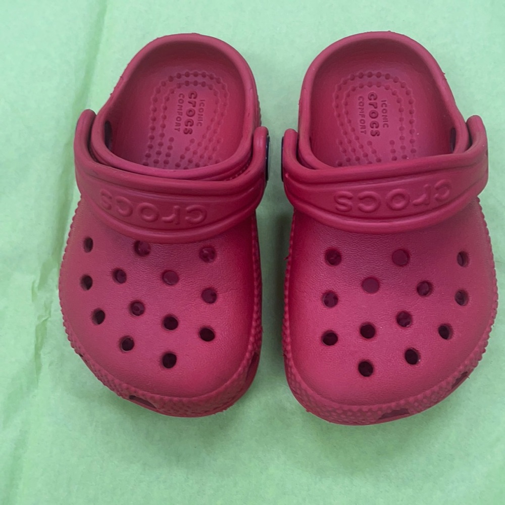 Crocs for Baby Red size 5